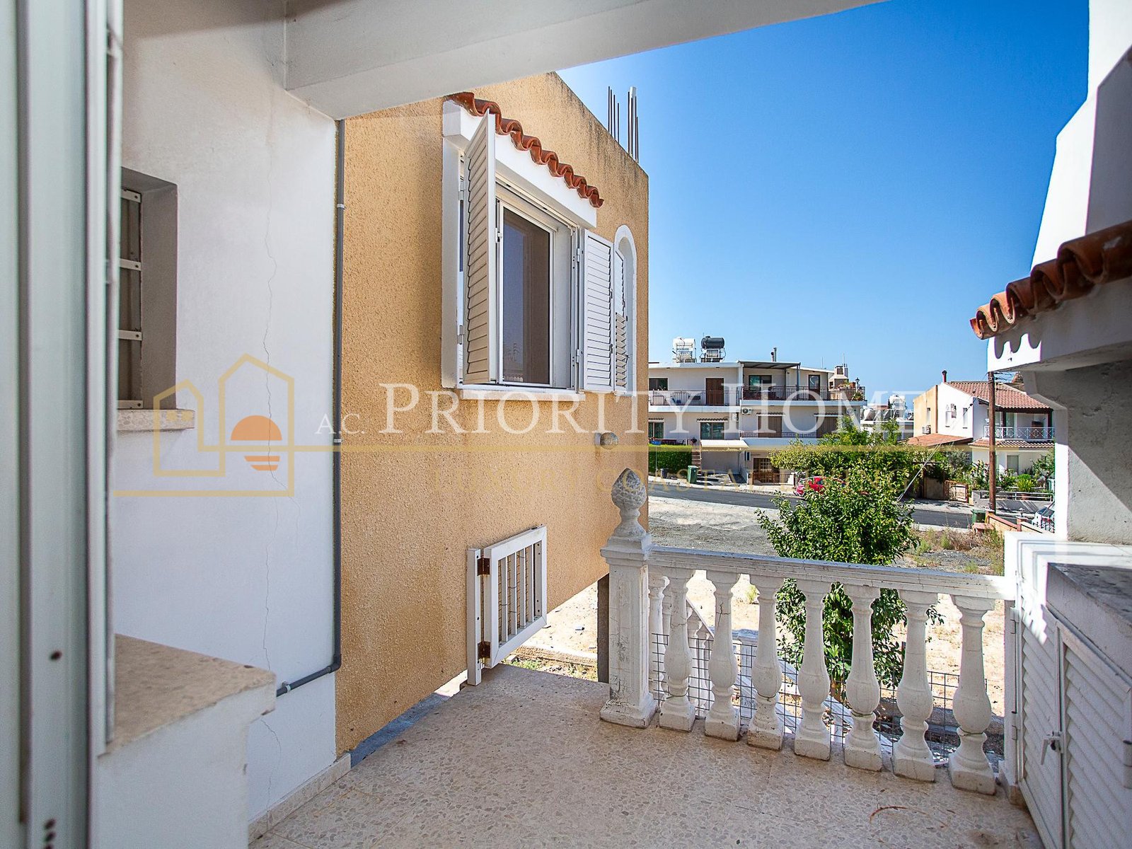 Three-Bedroom House with Semi-Basement for Sale in Emba