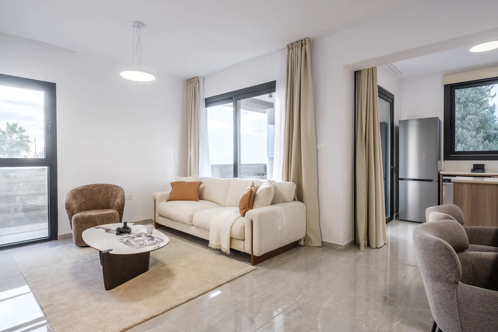 Fully Furnished Two-Bedroom Apartment in Universal