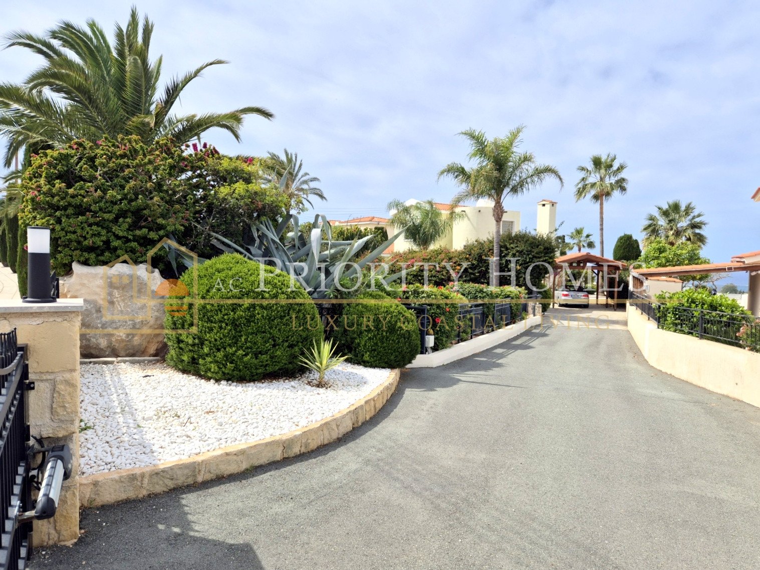 Three‑Bedroom Villa in Pegeia – Sea Caves