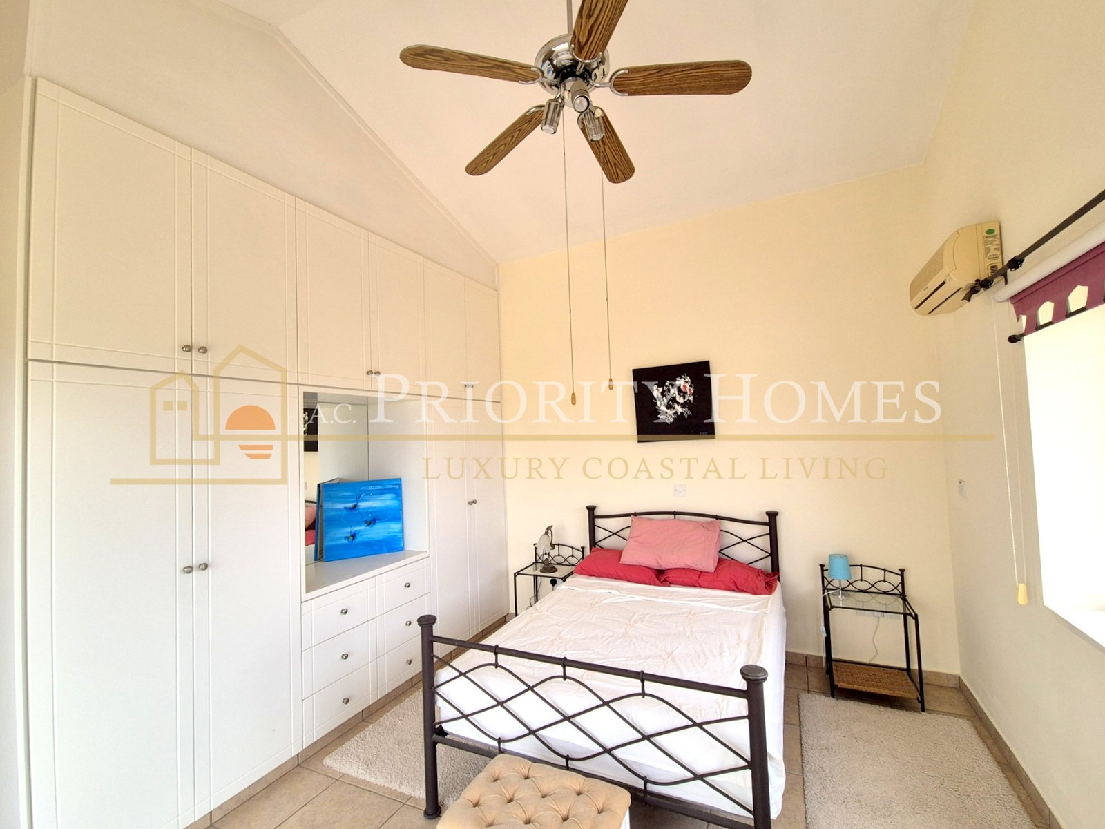 Three‑Bedroom Villa in Pegeia – Sea Caves