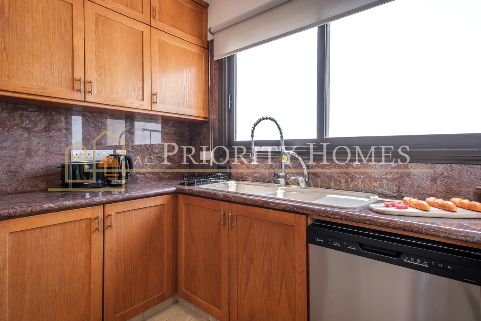 Five-Bedroom Furnished Apartment in Central Paphos