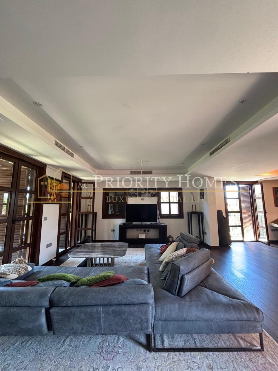 Luxury Three Bedroom Beachfront Residence in Agios Tychonas