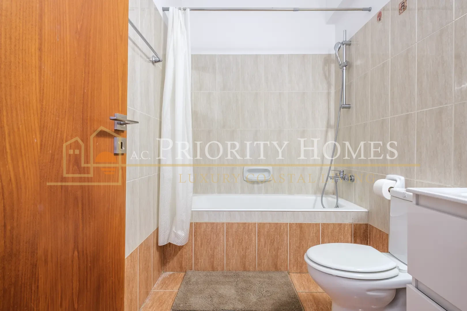 Fully Furnished One-Bed Apartment in Kato Paphos