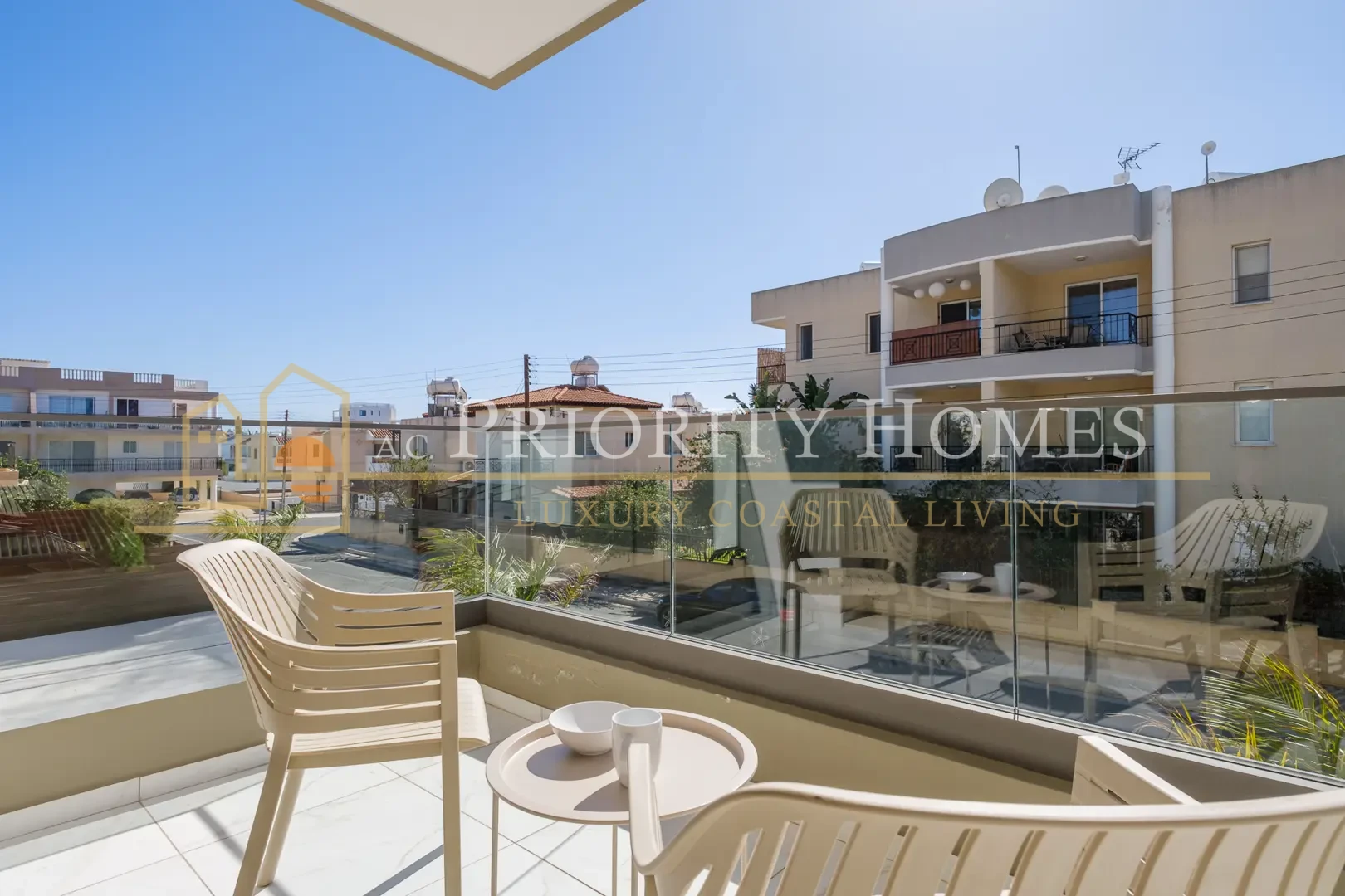 Fully Furnished One-Bedroom Apartment in Universal