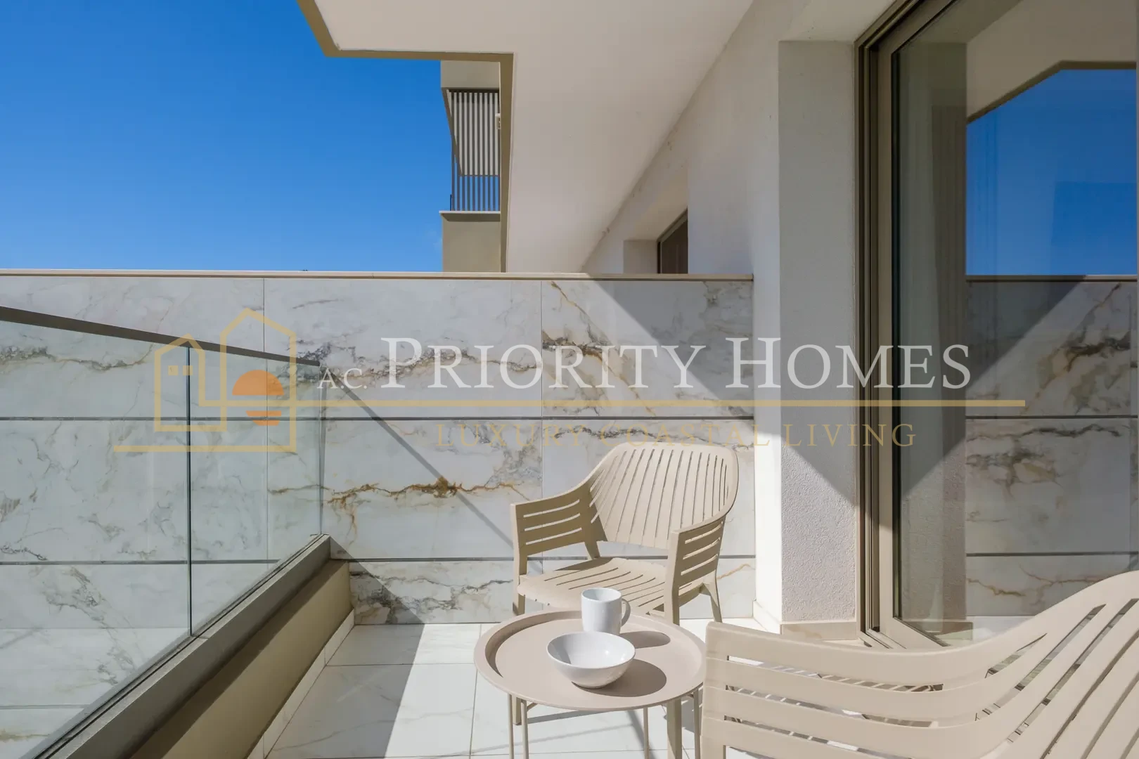 Fully Furnished One-Bedroom Apartment in Universal