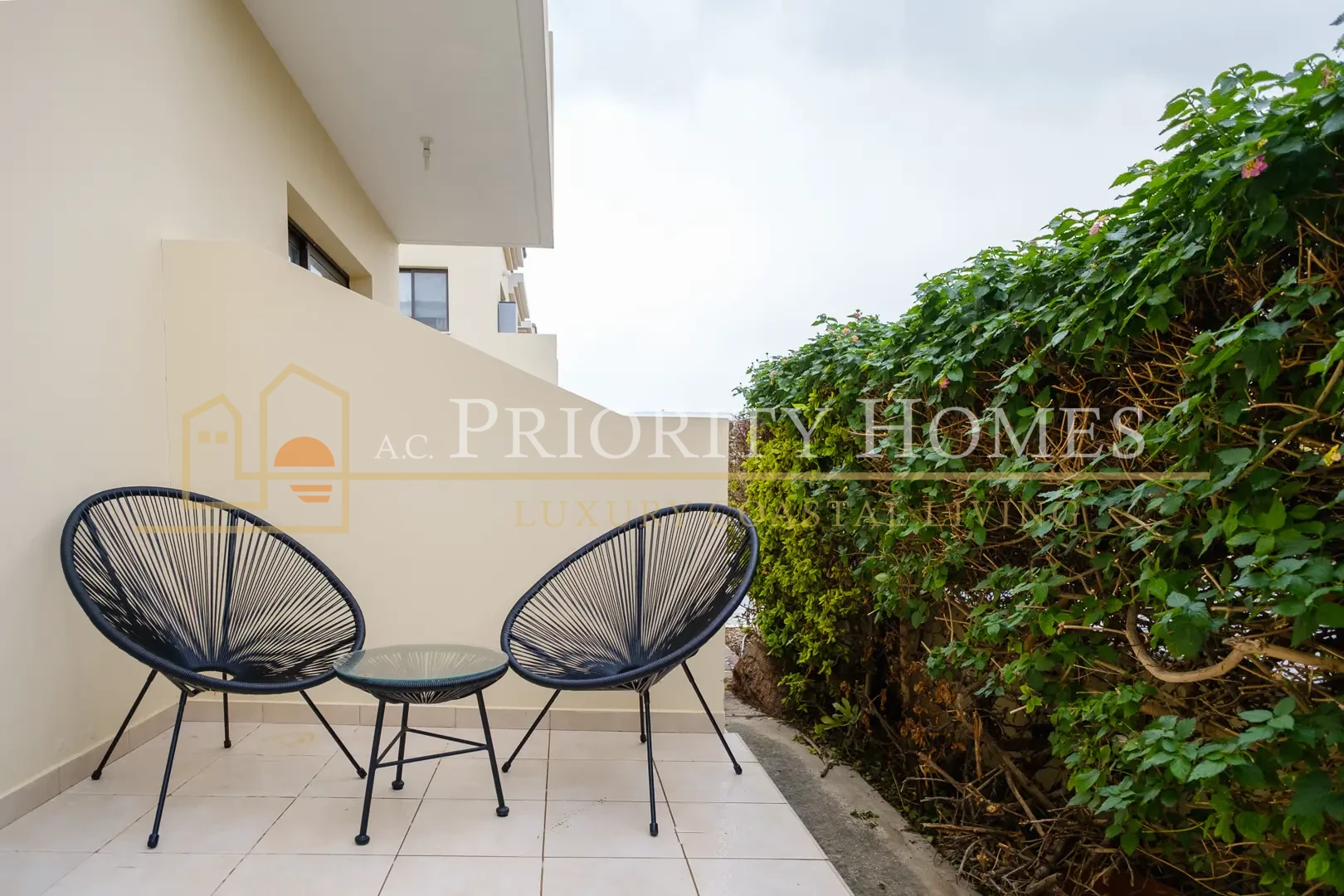 Fully Furnished One-Bed Apartment in Kato Paphos