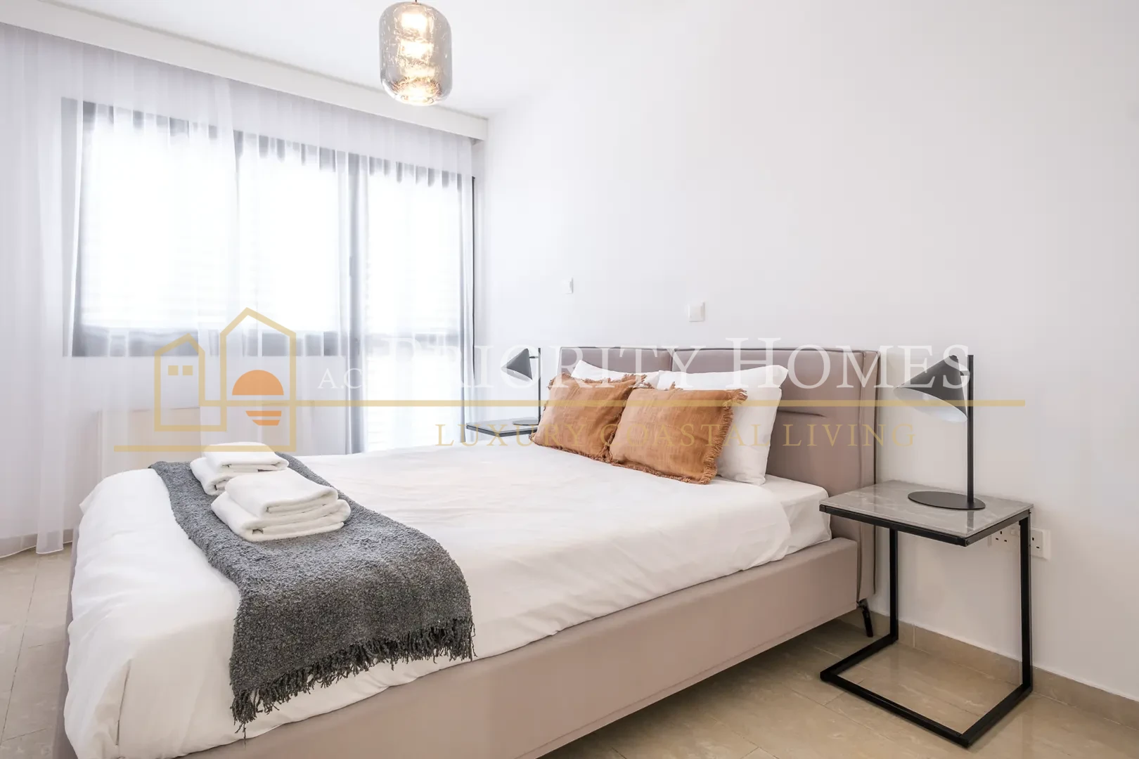 Five-Bedroom Furnished Apartment in Central Paphos