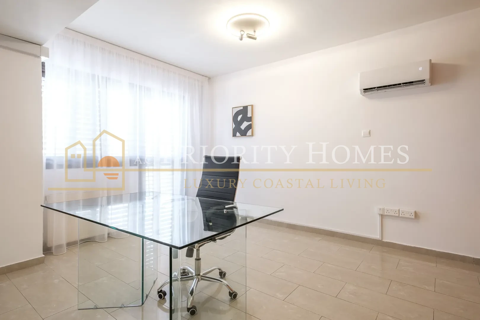 Five-Bedroom Furnished Apartment in Central Paphos