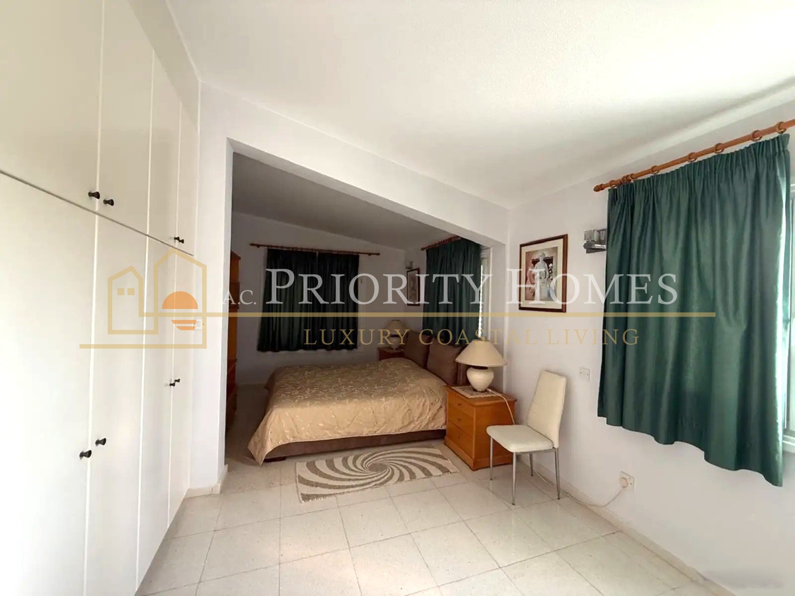 Four-Bedroom Luxury Villa for Rent in Coral Bay