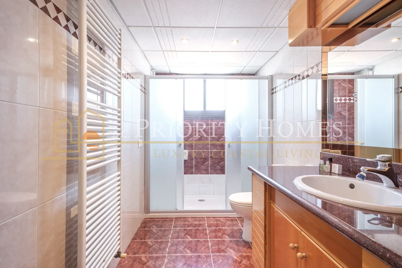 Five-Bedroom Furnished Apartment in Central Paphos