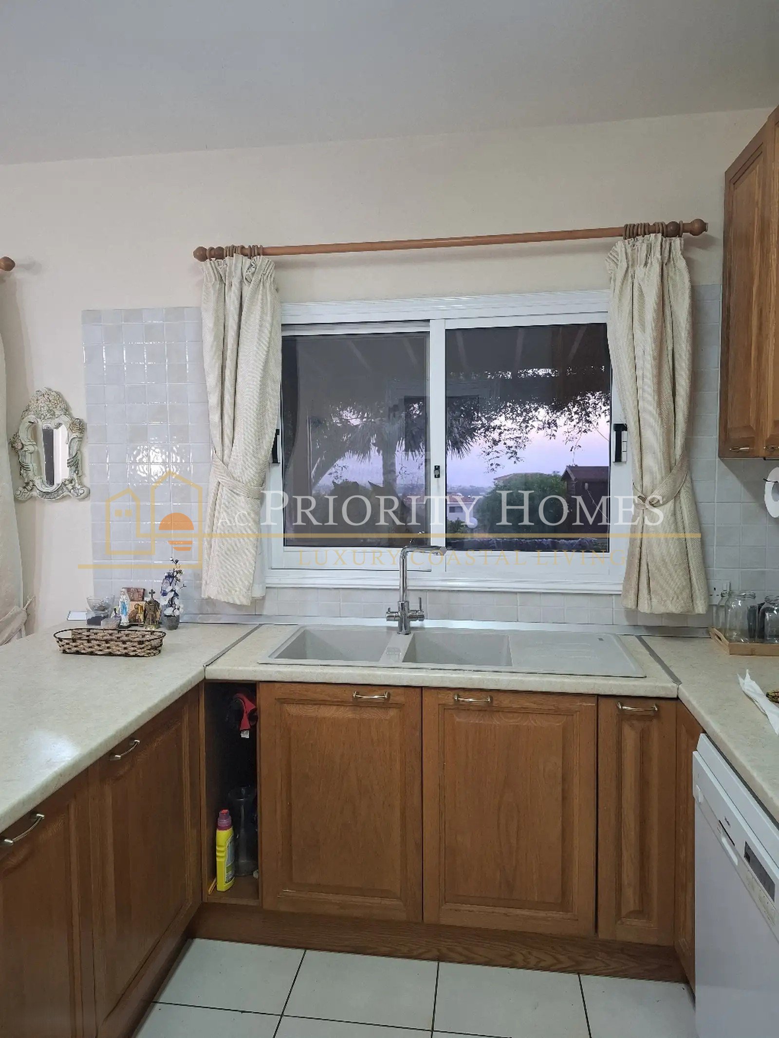 Four-Bedroom Villa for Rent in Tala