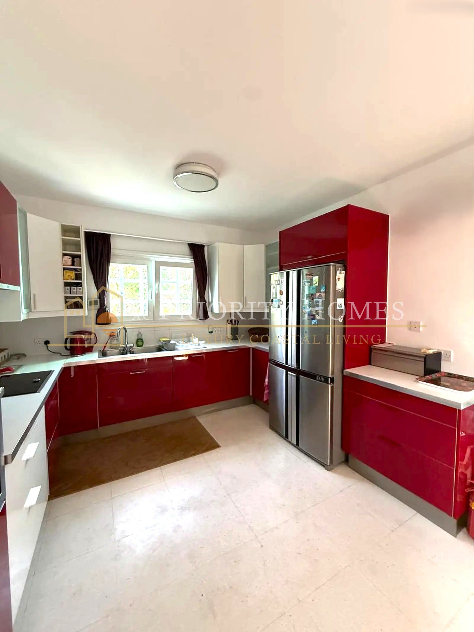 Four-Bedroom Luxury Villa for Rent in Coral Bay