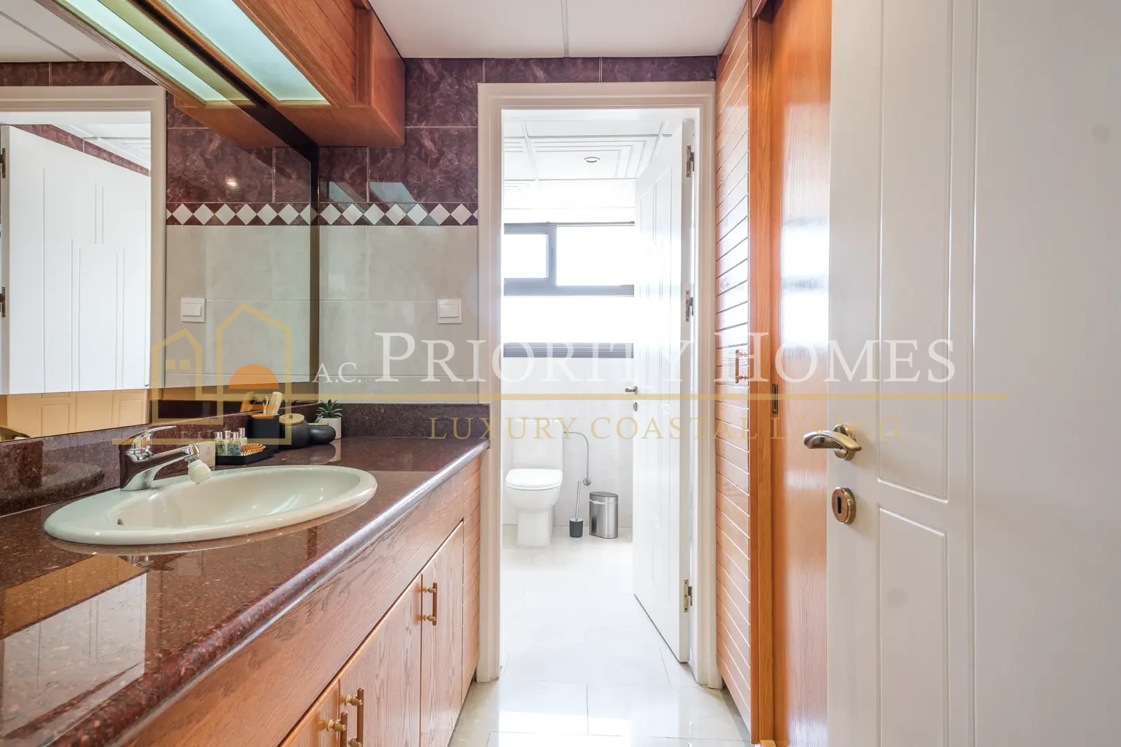 Five-Bedroom Furnished Apartment in Central Paphos