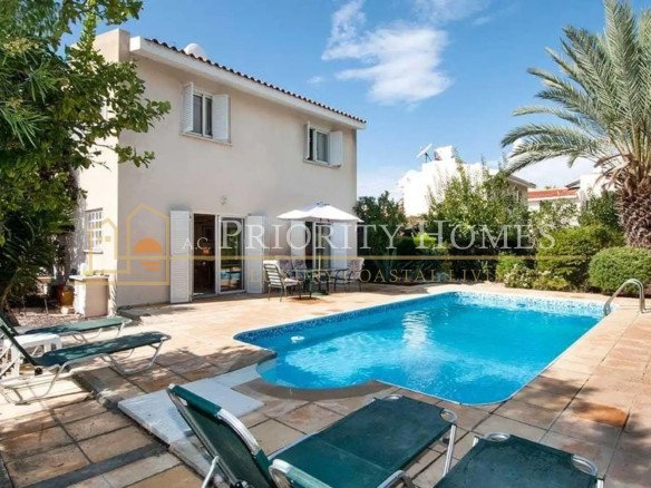 Three-Bedroom Villa for Rent in Coral Bay