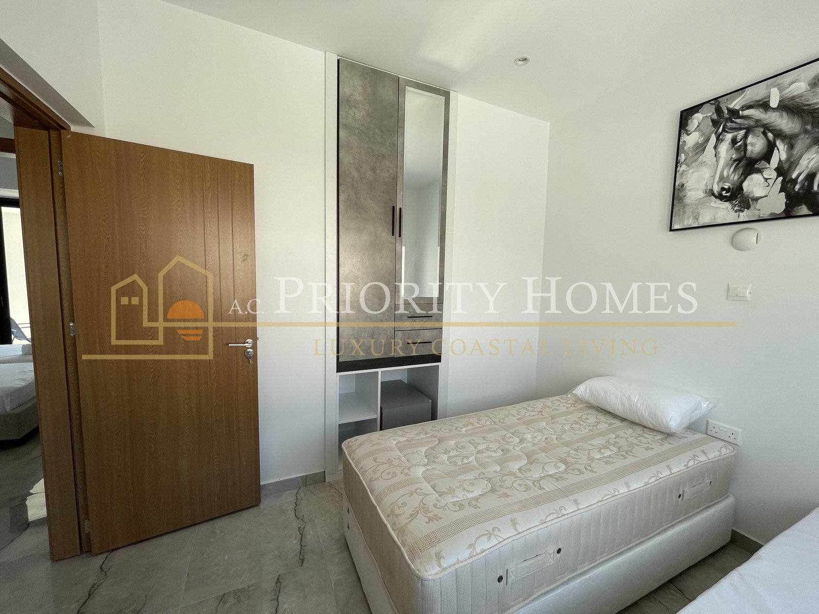 Two-Bedroom Townhouse in Coral Bay