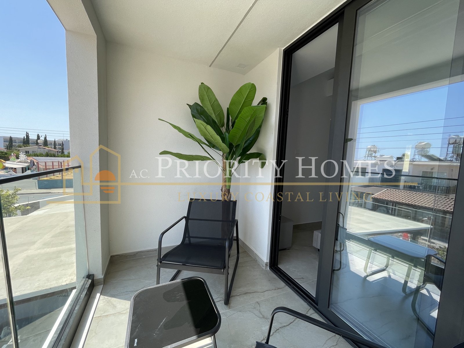 Two-Bedroom Townhouse in Coral Bay