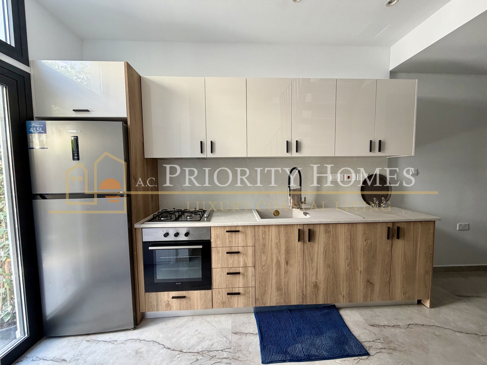Two-Bedroom Townhouse in Coral Bay