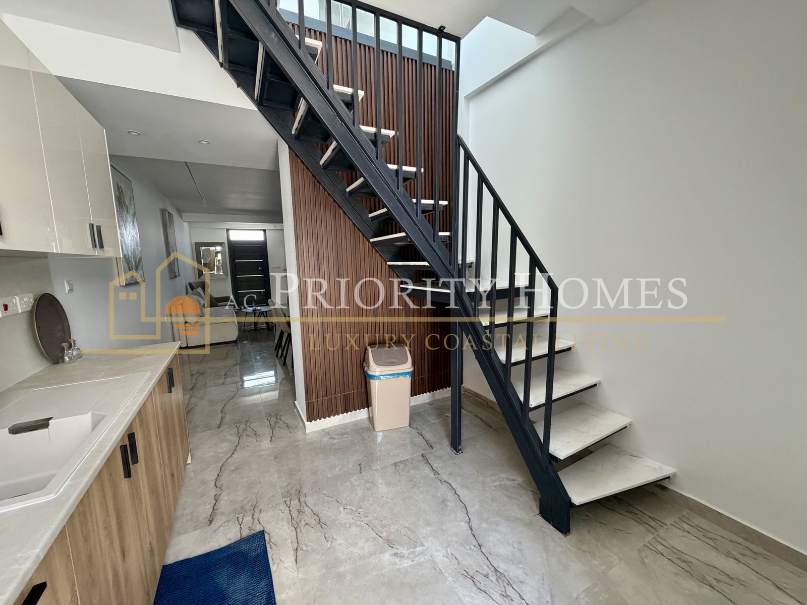 Two-Bedroom Townhouse in Coral Bay