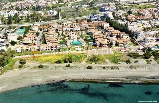 Luxury Three Bedroom Beachfront Residence in Agios Tychonas