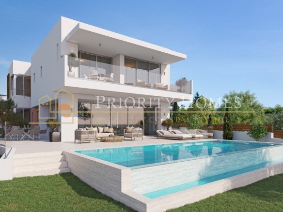 Four‑Bedroom Beachfront Villa in Polis – Latchi
