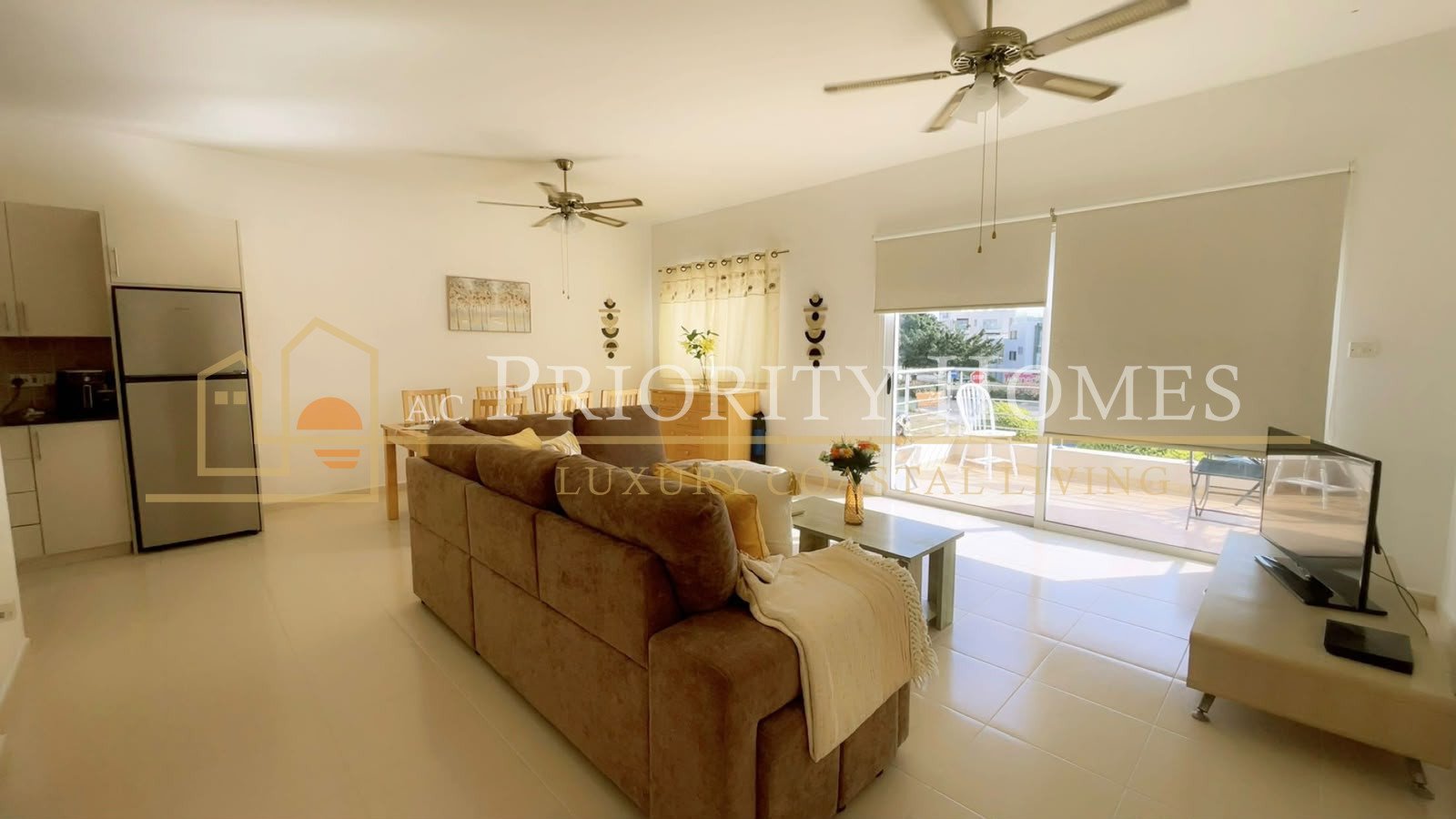 Fully Furnished Two-Bedroom Apartment in Kato Paphos