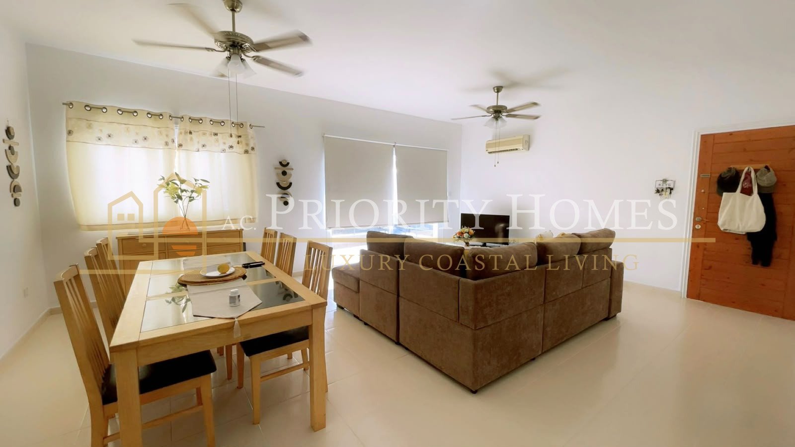 Fully Furnished Two-Bedroom Apartment in Kato Paphos