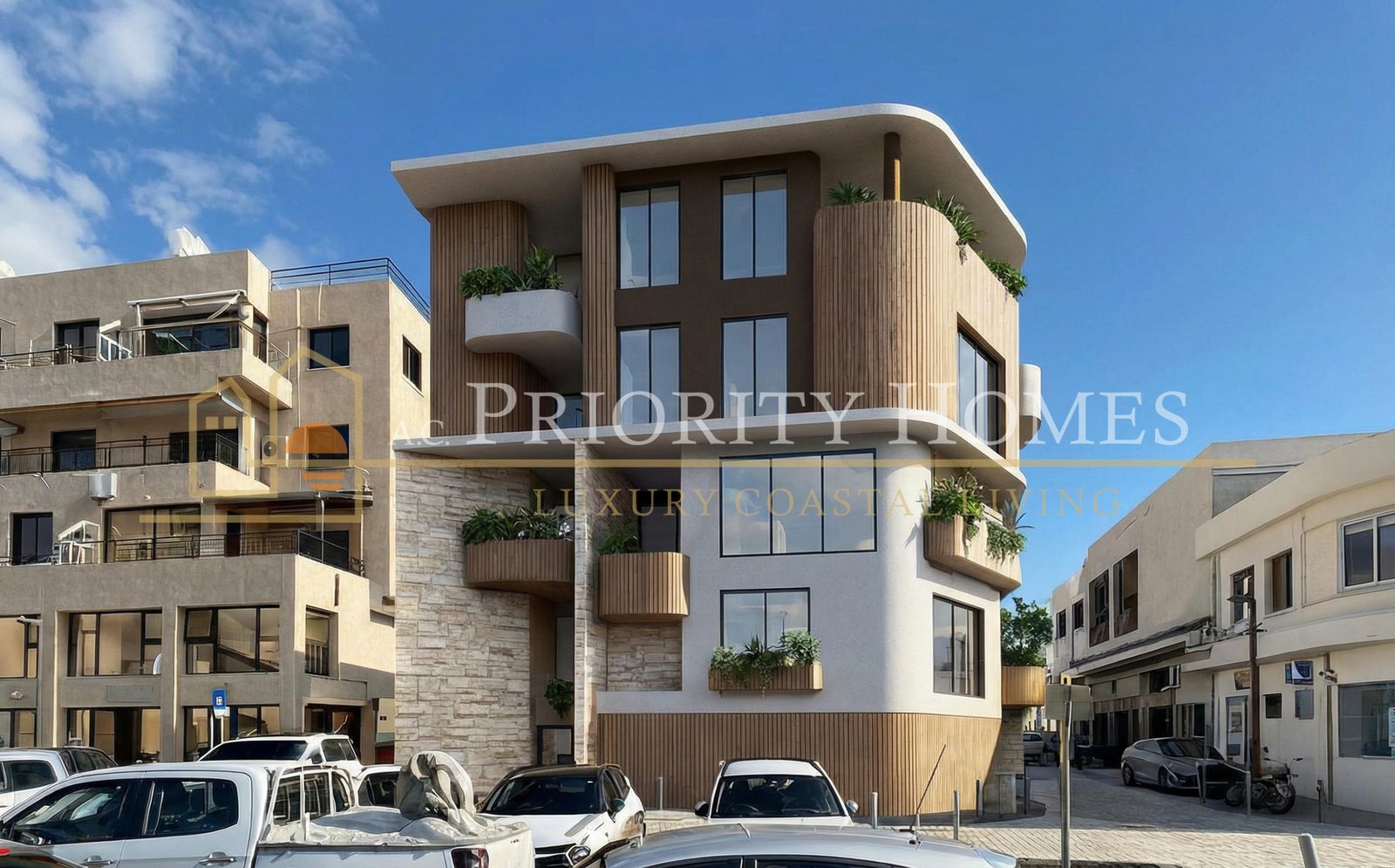 Two‑Story Five‑Bedroom Apartment in Paphos – Central