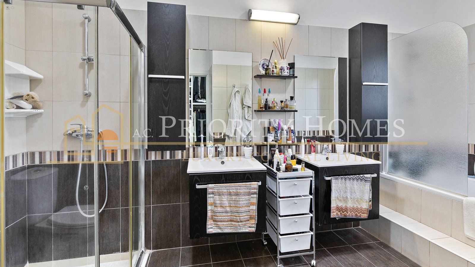 Luxury Six Bedroom Villa in Konia