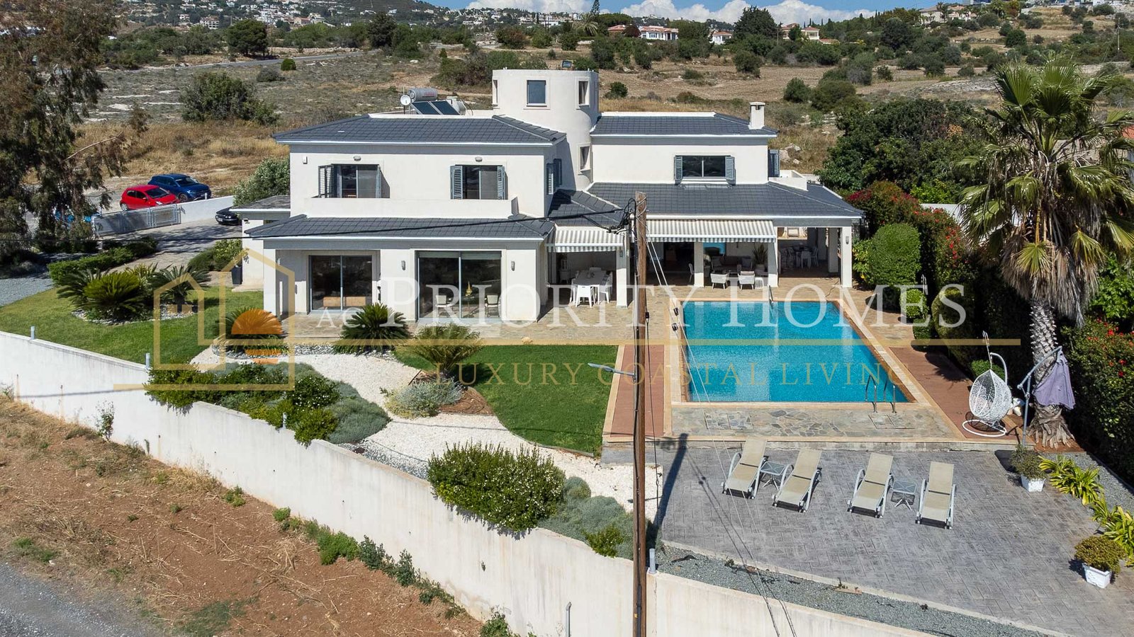 Luxury Six Bedroom Villa in Konia