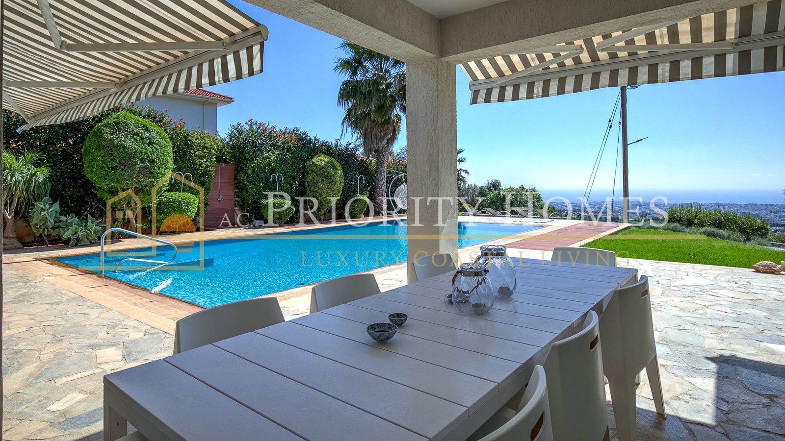 Luxury Six Bedroom Villa in Konia