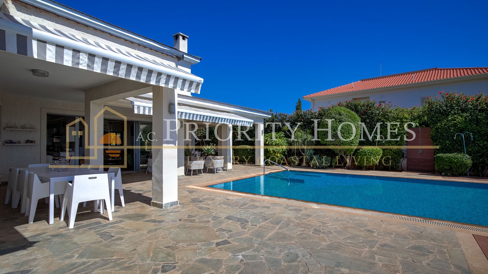 Luxury Six Bedroom Villa in Konia