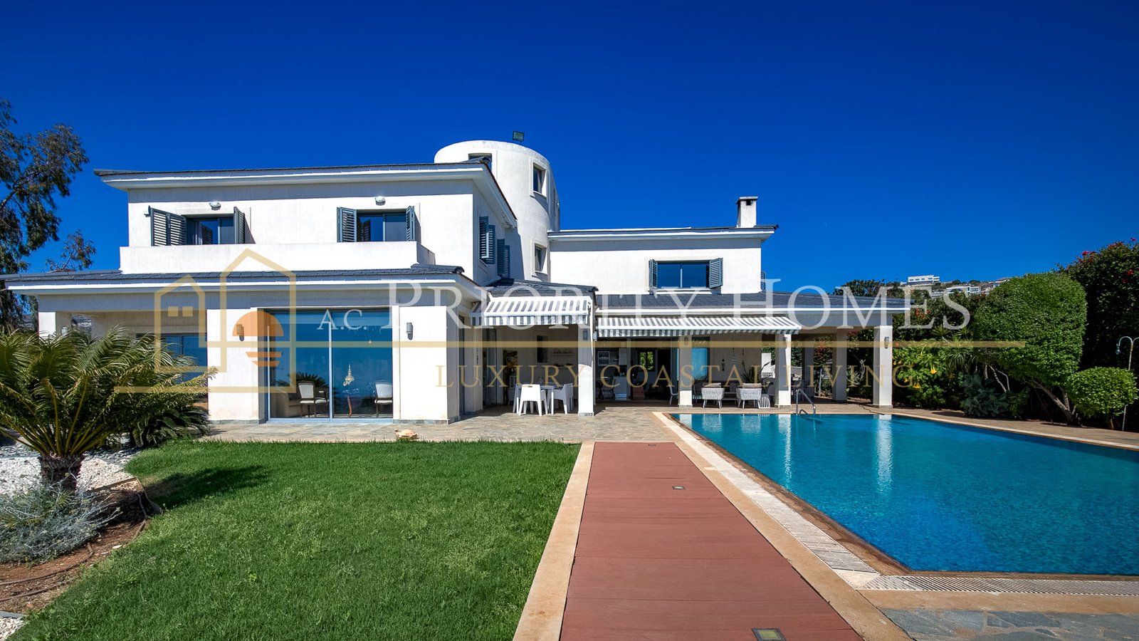 Luxury Six Bedroom Villa in Konia