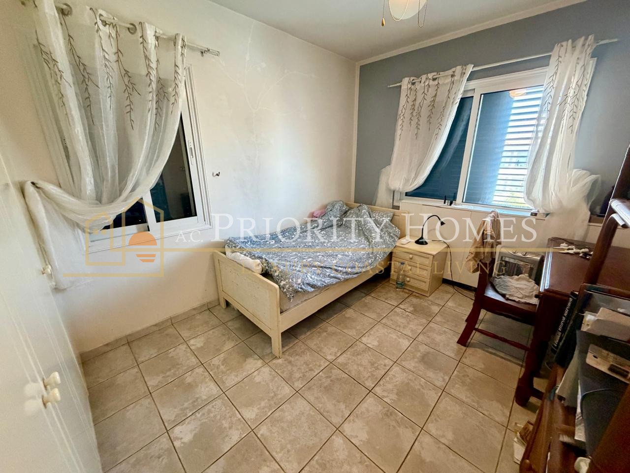 Stunning Two-Bedroom Sea‑View Penthouse in Paphos – Tomb of the Kings