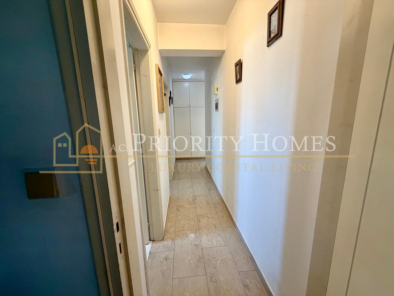 Stunning Two-Bedroom Sea‑View Penthouse in Paphos – Tomb of the Kings