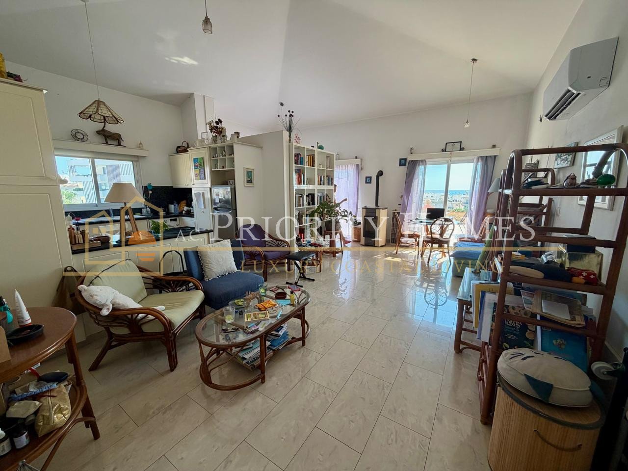 Stunning Two-Bedroom Sea‑View Penthouse in Paphos – Tomb of the Kings