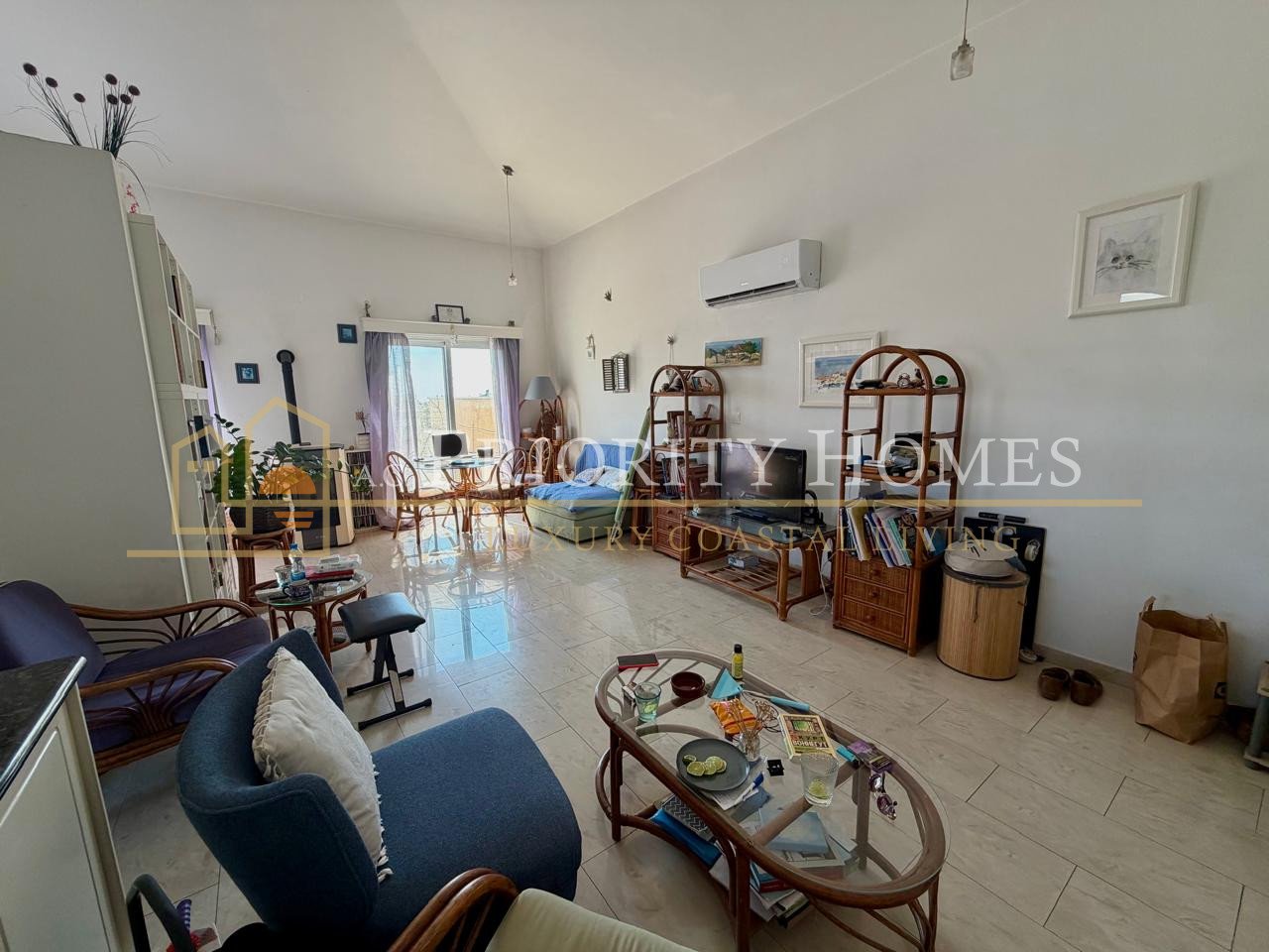 Stunning Two-Bedroom Sea‑View Penthouse in Paphos – Tomb of the Kings