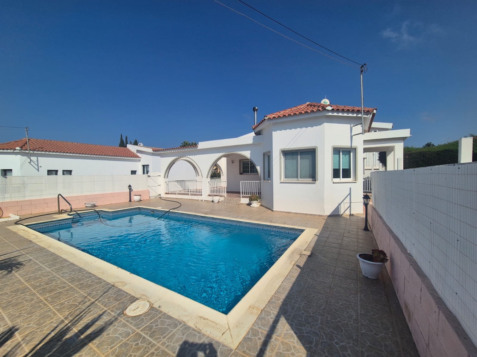 Three-Bedroom Villa for Rent in Coral Bay