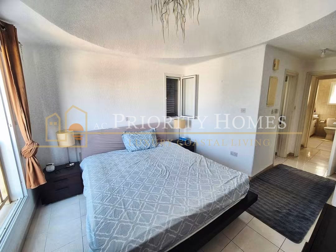 Superb Four‑Bedroom Villa in Chloraka