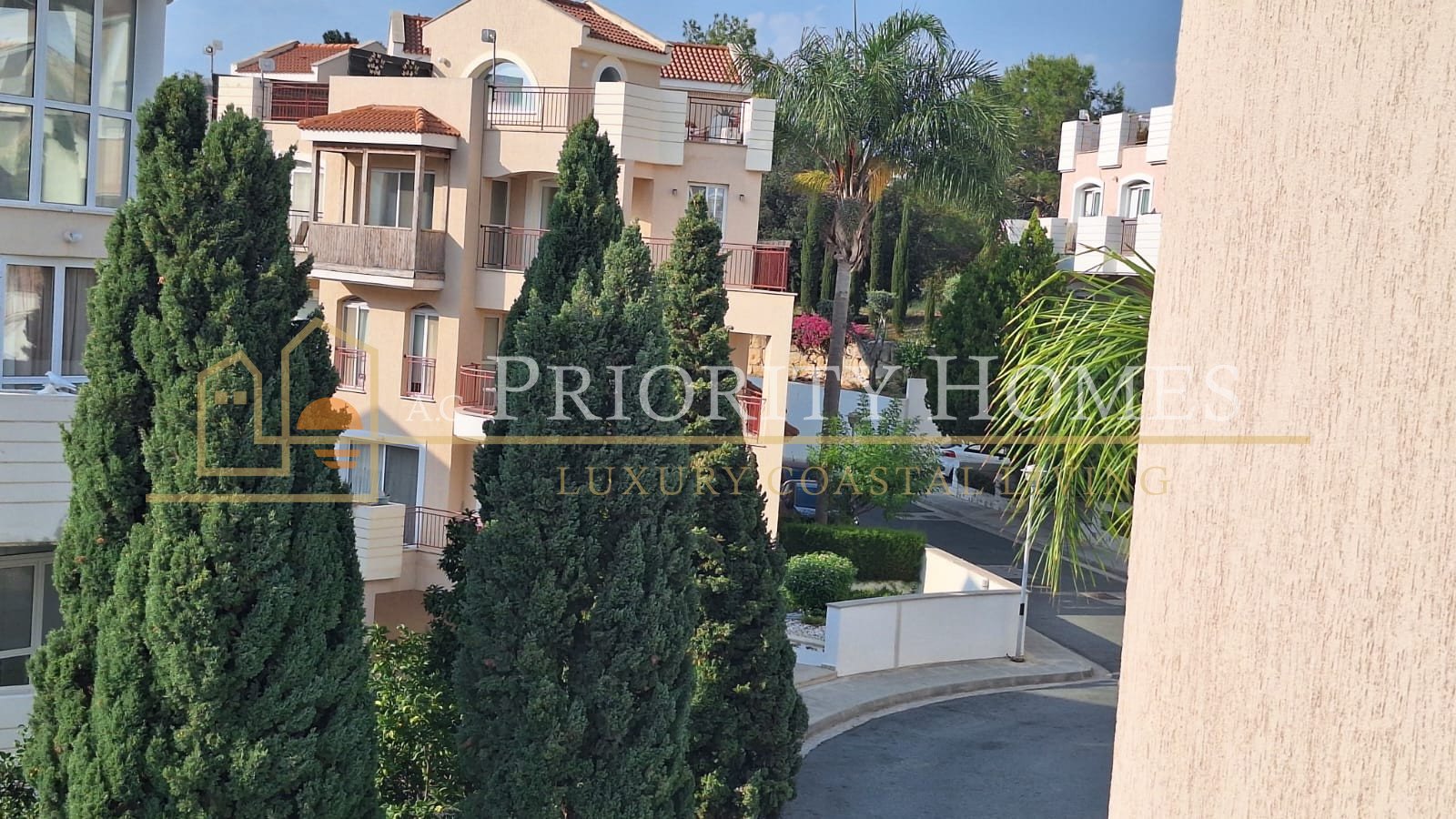 Two-Bedroom Apartment in Paphos – Universal