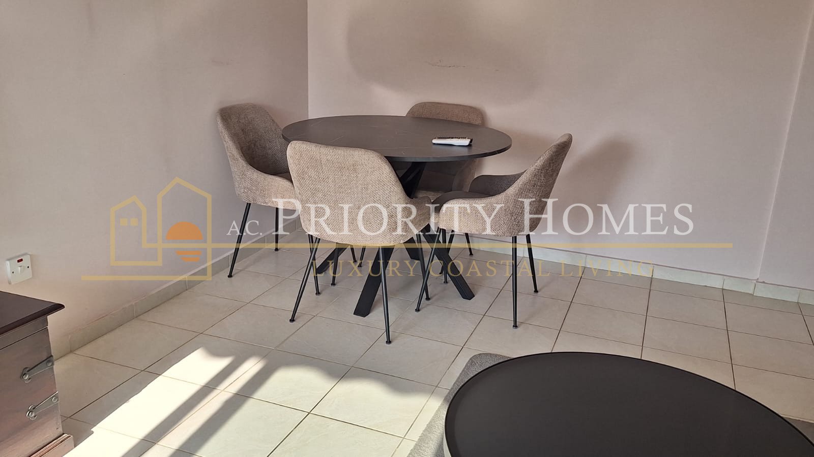 Two-Bedroom Apartment in Paphos – Universal