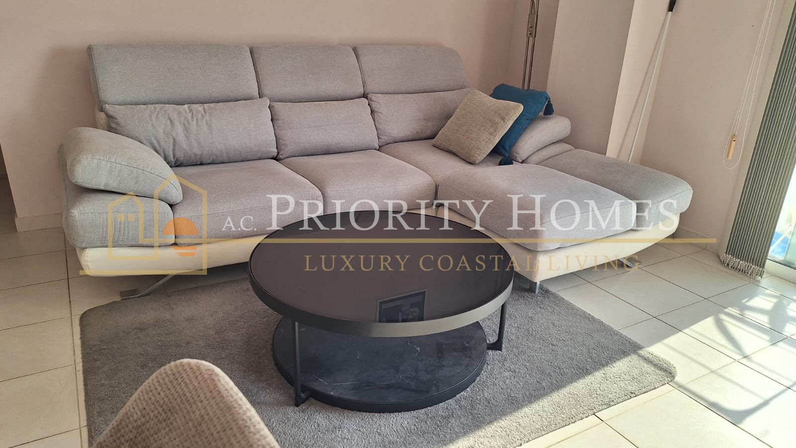 Two-Bedroom Apartment in Paphos – Universal