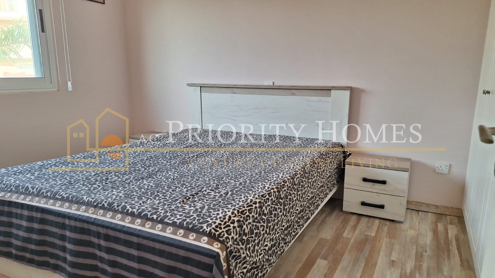 Two-Bedroom Apartment in Paphos – Universal