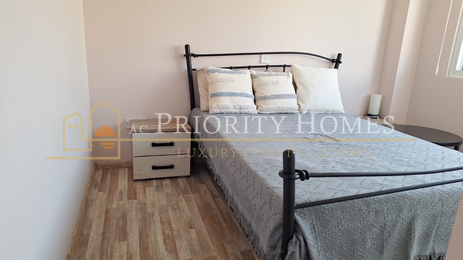 Two-Bedroom Apartment in Paphos – Universal