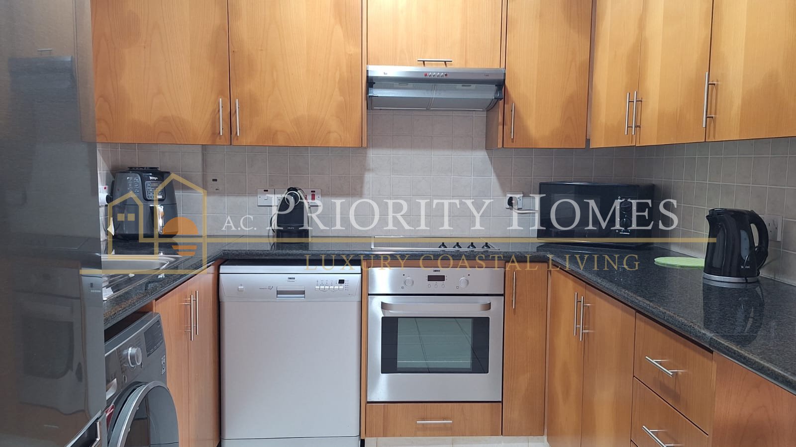 Two-Bedroom Apartment in Paphos – Universal