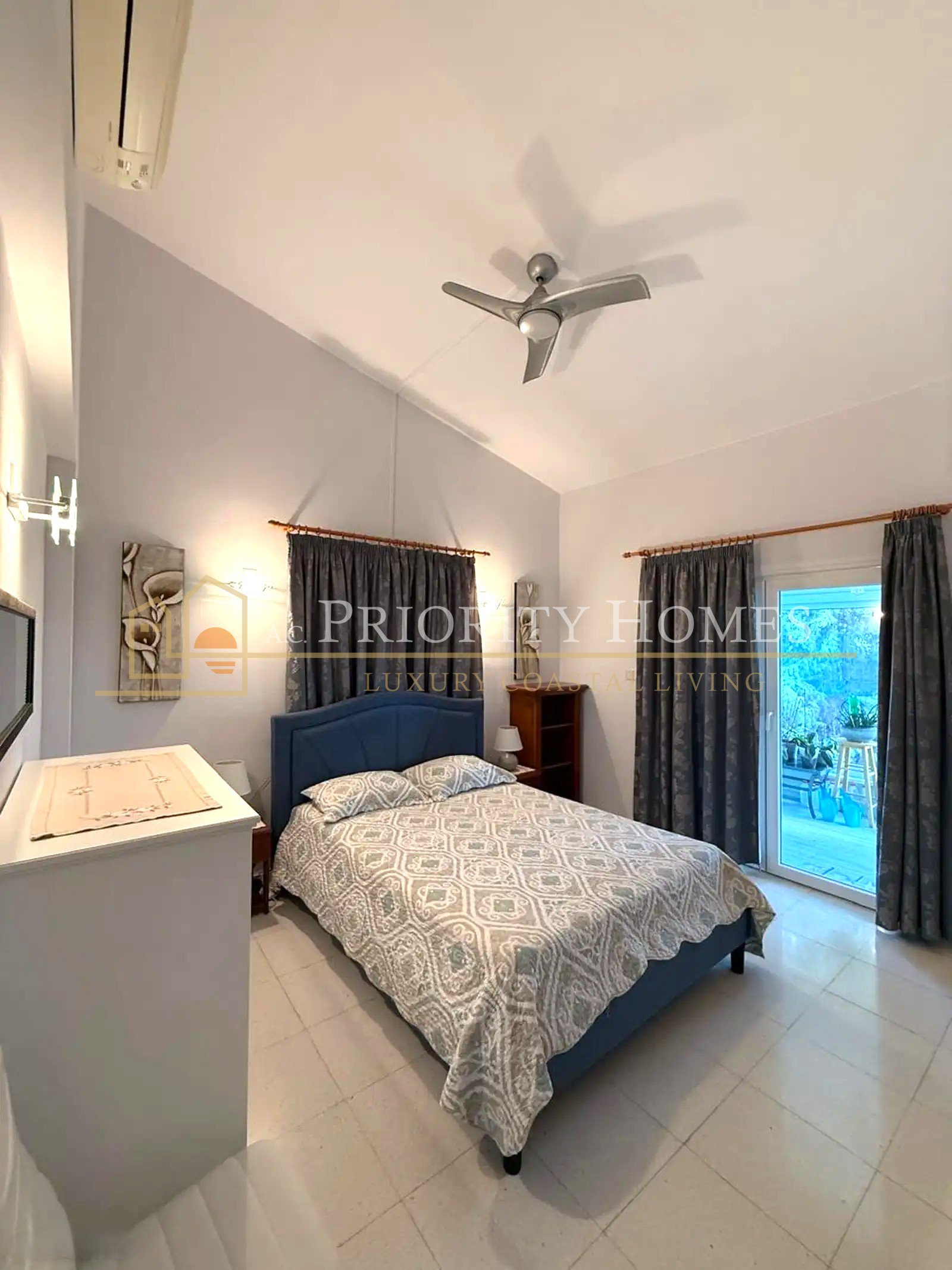 Four-Bedroom Luxury Villa for Rent in Coral Bay