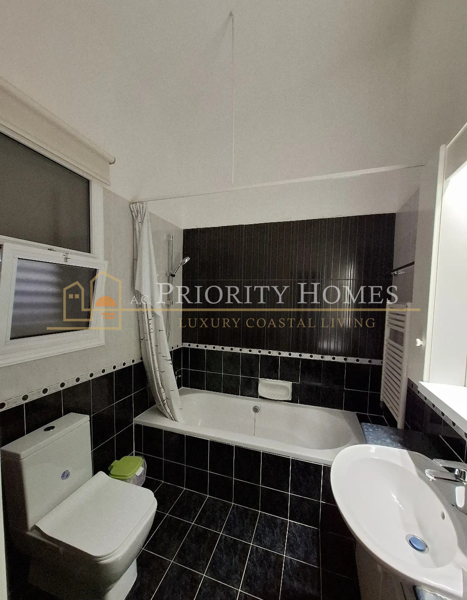 Four-Bedroom Villa for Rent in Tala
