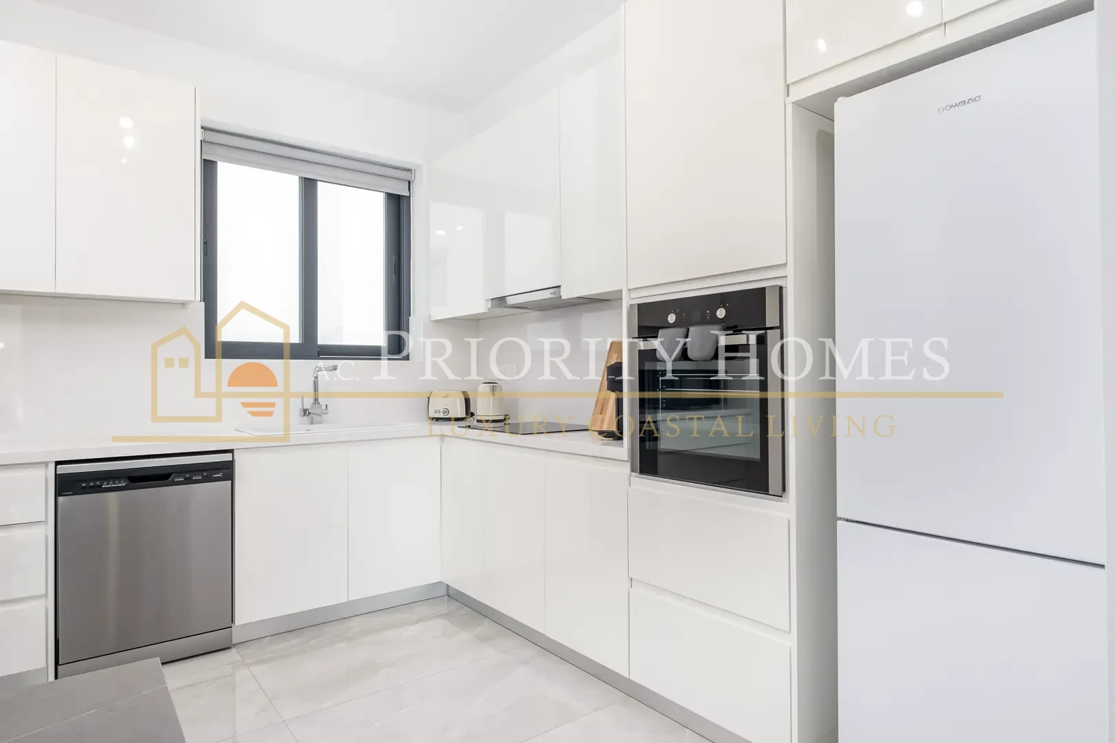 Two-Bedroom Furnished Apartment in Universal
