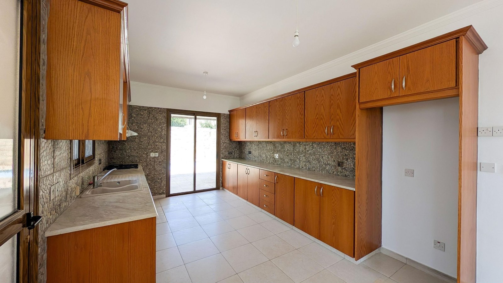 Four‑Bedroom Detached Villa for Sale in Ineia