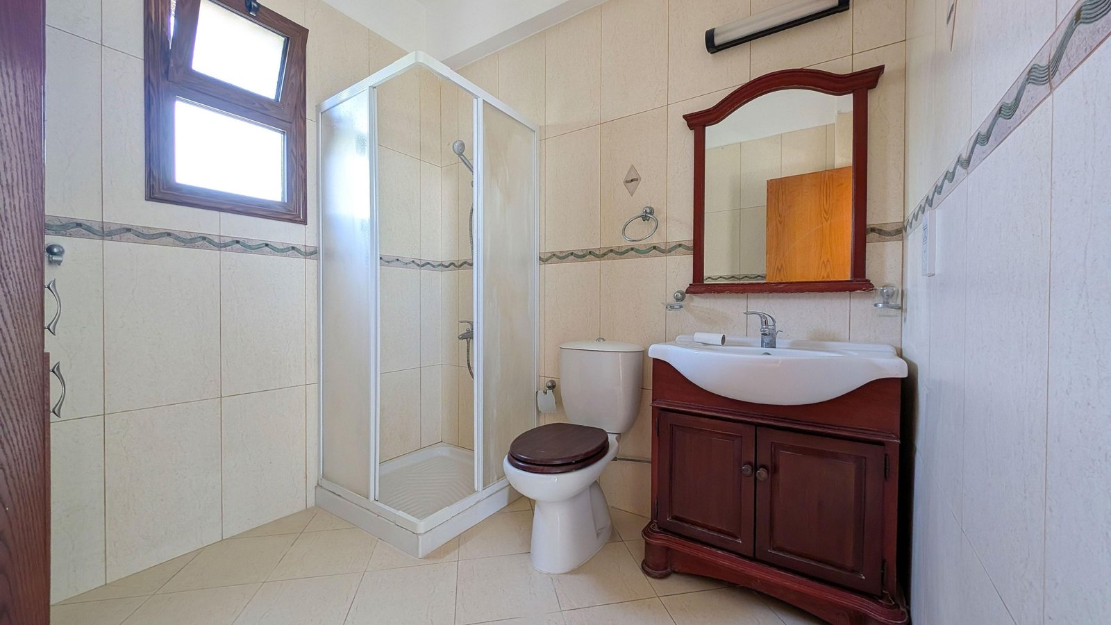 Four‑Bedroom Detached Villa for Sale in Ineia