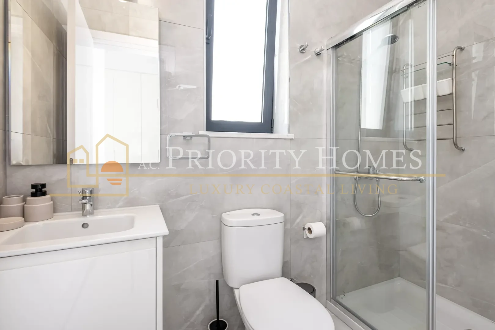 Two-Bedroom Furnished Apartment in Universal